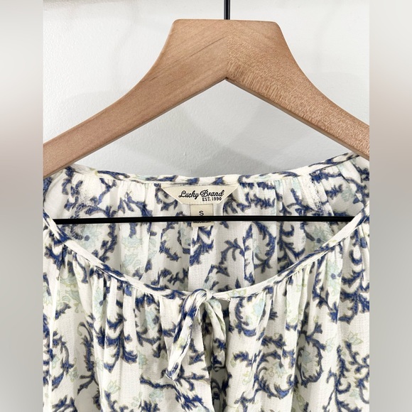 Lucky Brand Blouse Blue White Paisley Size Small - Picture 7 of 8